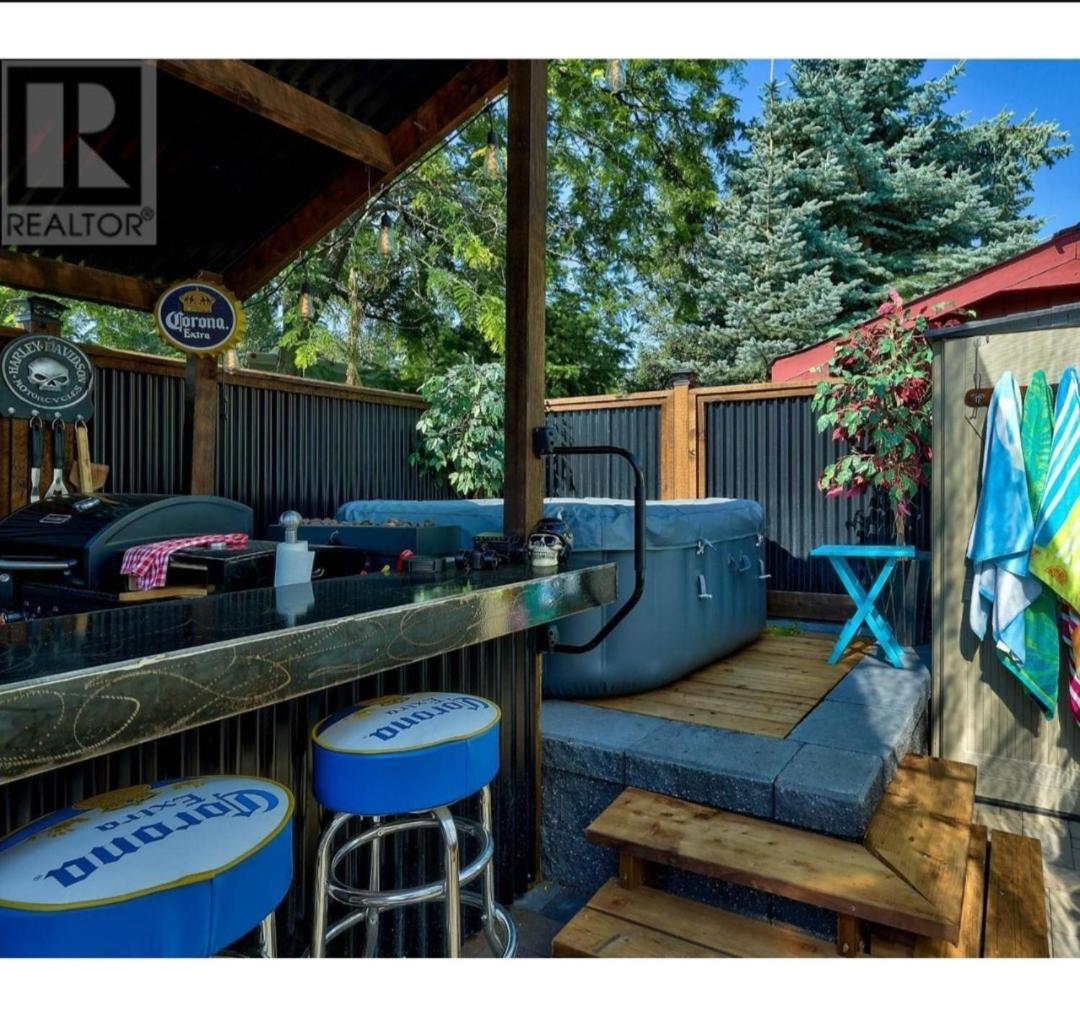 Caravans West Rv Resort Scotch Creek Exterior photo